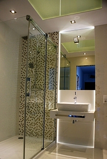 Glass mosaic white + black KM106 